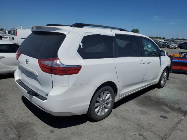 2015 Toyota Sienna LE