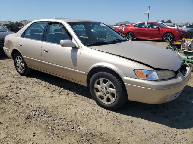 1999 Toyota Camry LE