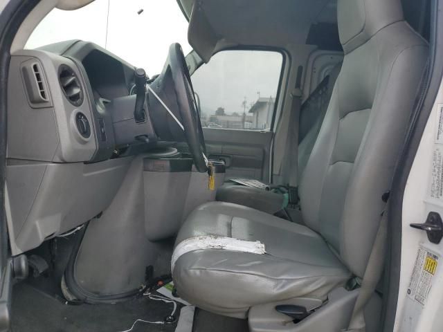 2012 Ford Econoline E250 Van