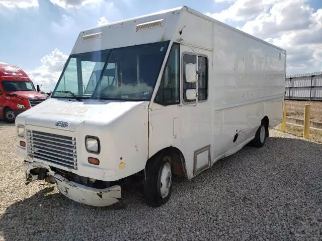 2015 Freightliner Chassis M Line WALK-IN Van