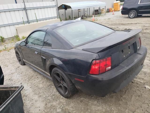 2000 Ford Mustang