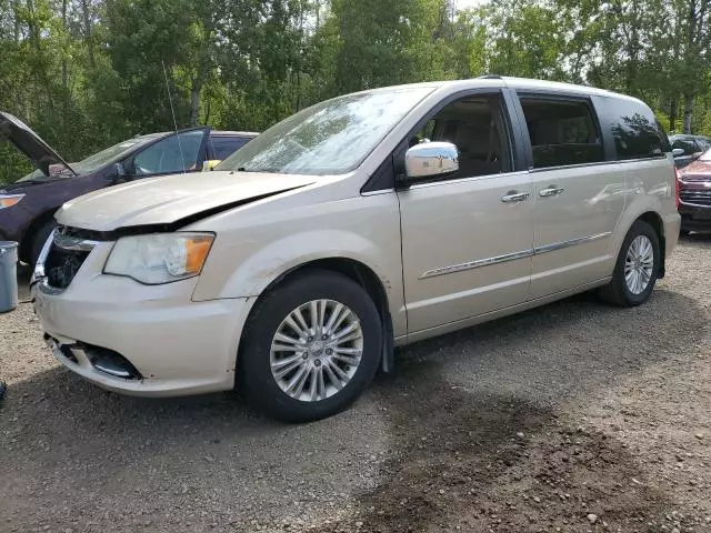 2012 Chrysler Town & Country Limited