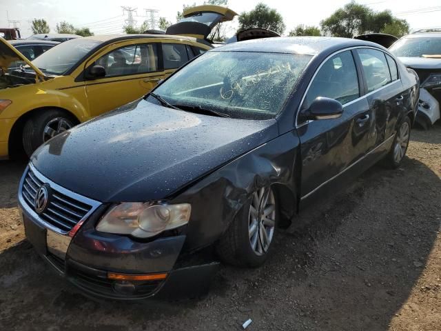 2007 Volkswagen Passat 2.0T Luxury Leather