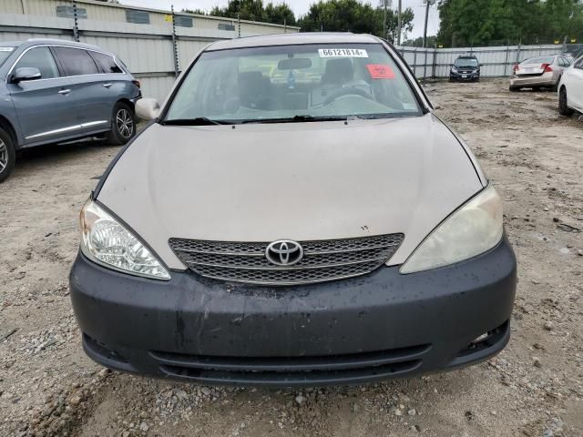 2004 Toyota Camry LE