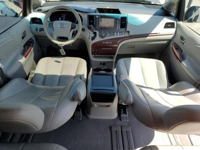 2011 Toyota Sienna XLE