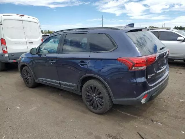 2020 Mitsubishi Outlander SE