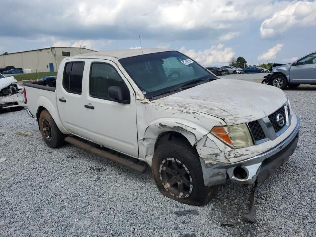 2005 Nissan Frontier Crew Cab LE