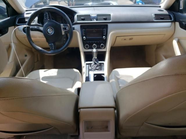 2012 Volkswagen Passat SE