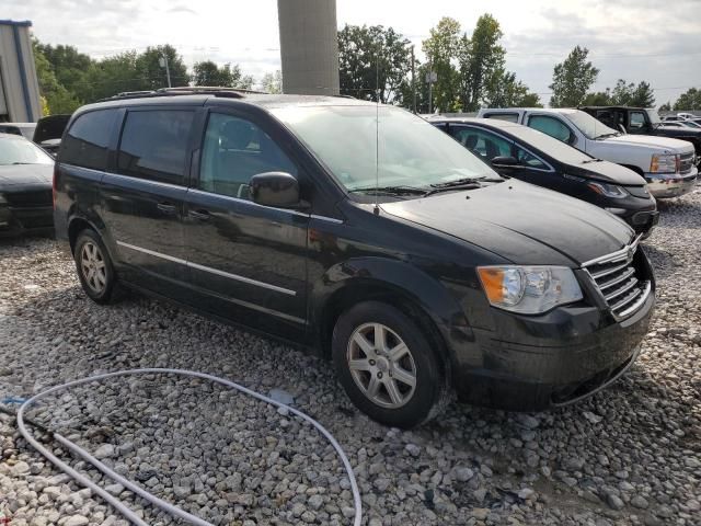 2010 Chrysler Town & Country Touring