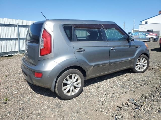 2013 KIA Soul +