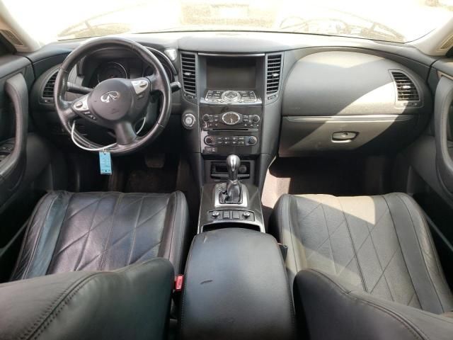 2011 Infiniti FX35