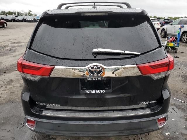 2019 Toyota Highlander SE