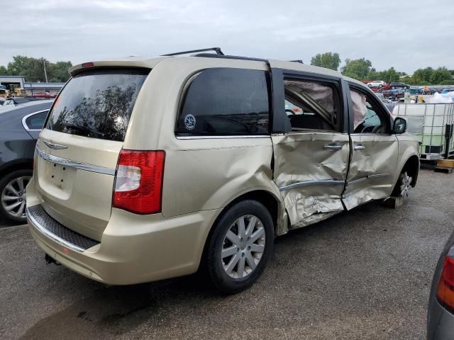 2011 Chrysler Town & Country Touring L