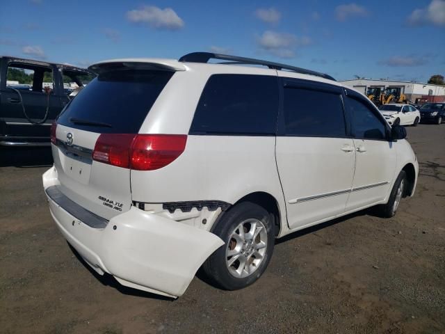 2004 Toyota Sienna XLE