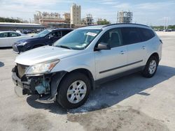 Carros salvage sin ofertas aún a la venta en subasta: 2017 Chevrolet Traverse LS