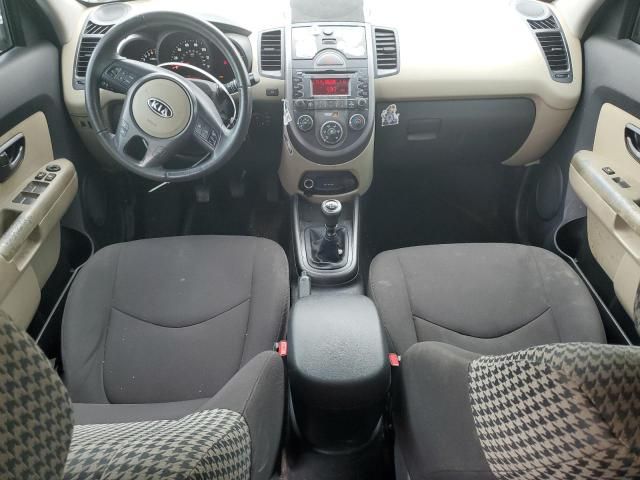 2010 KIA Soul +