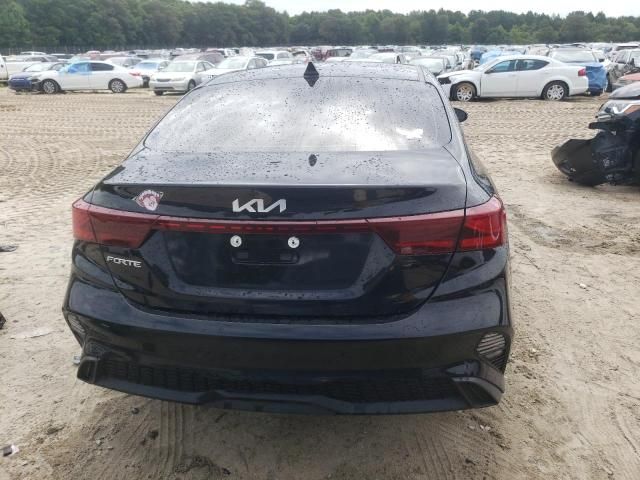 2023 KIA Forte LX