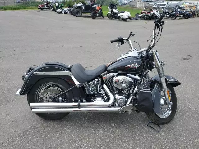 2010 Harley-Davidson Flstc