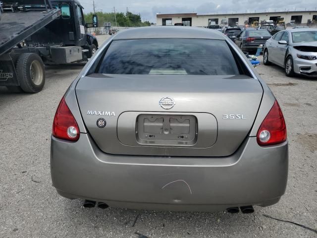 2005 Nissan Maxima SE