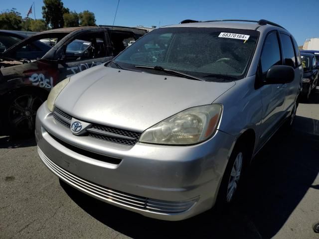 2005 Toyota Sienna CE