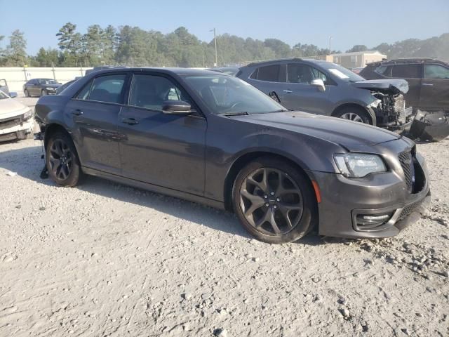 2021 Chrysler 300 Touring