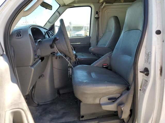 2005 Ford Econoline E350 Super Duty Van