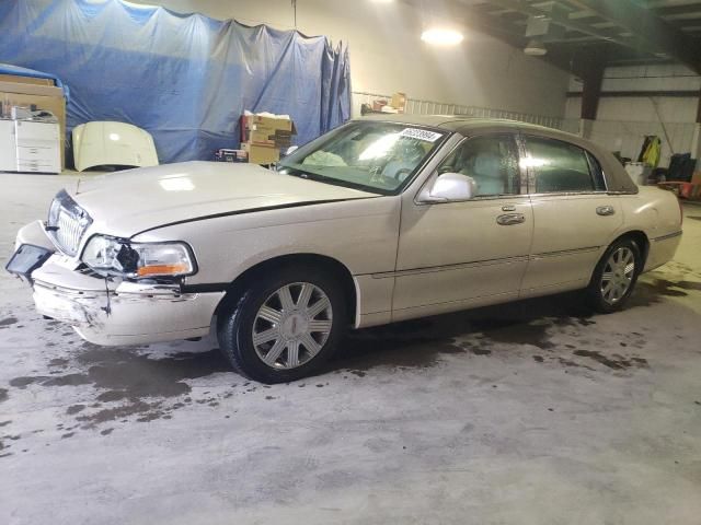 2003 Lincoln Town Car Cartier