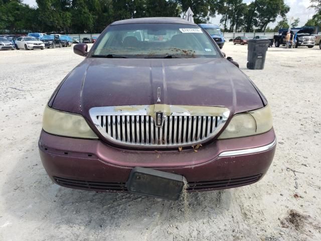 2007 Lincoln Town Car Signature Limited