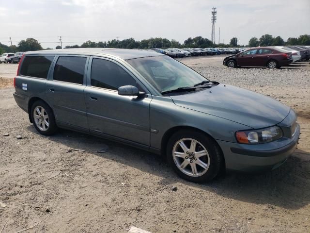 2004 Volvo V70