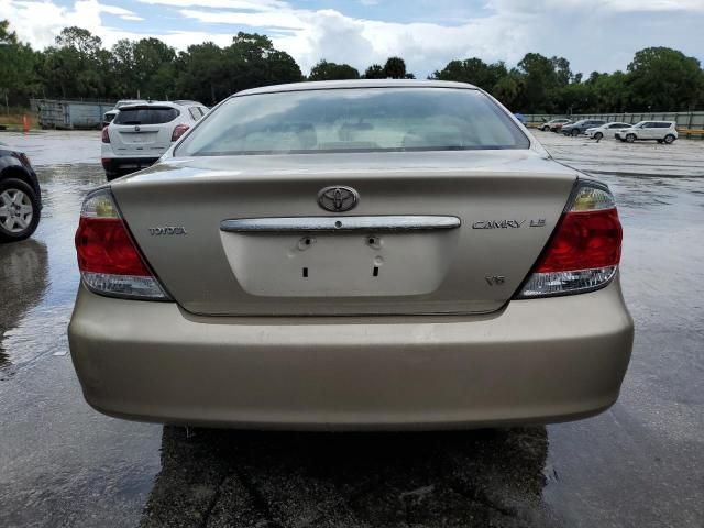 2005 Toyota Camry LE