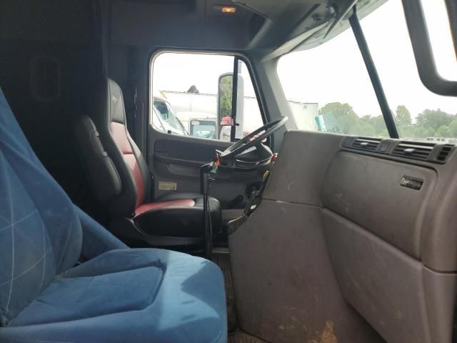 2006 Freightliner Conventional ST120