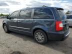 2014 Chrysler Town & Country Touring L