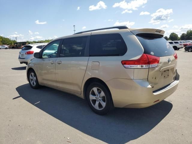 2011 Toyota Sienna LE