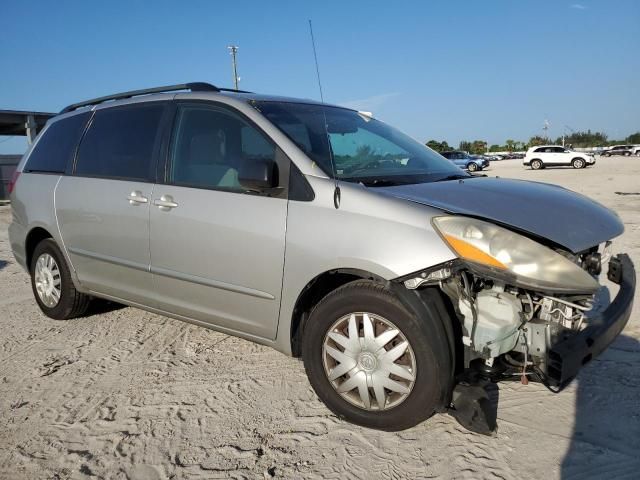 2007 Toyota Sienna CE