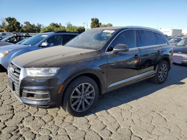 2017 Audi Q7 Premium Plus