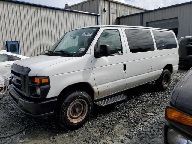 2013 Ford Econoline E350 Super Duty Wagon