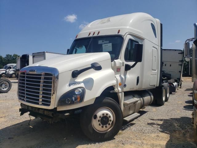 2019 Freightliner Cascadia 125