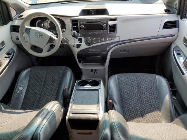 2013 Toyota Sienna Sport