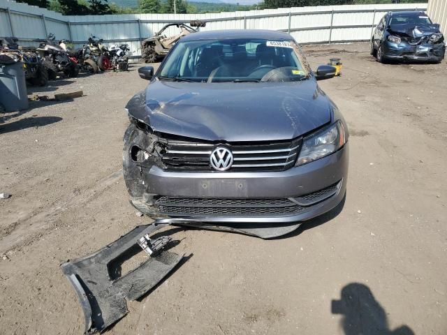 2015 Volkswagen Passat S