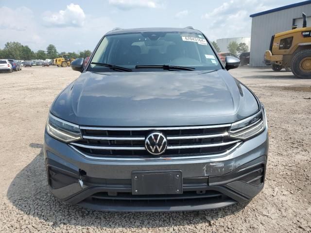 2023 Volkswagen Tiguan SE