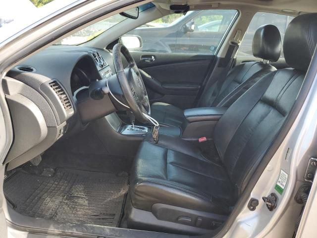 2010 Nissan Altima Base