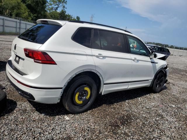 2023 Volkswagen Tiguan SE R-LINE Black