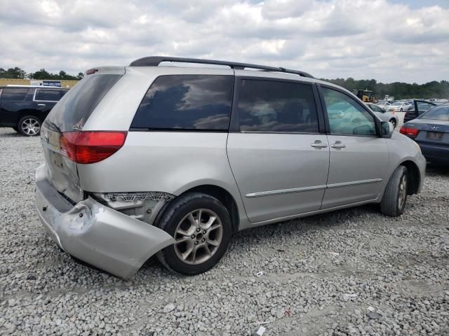 2004 Toyota Sienna XLE