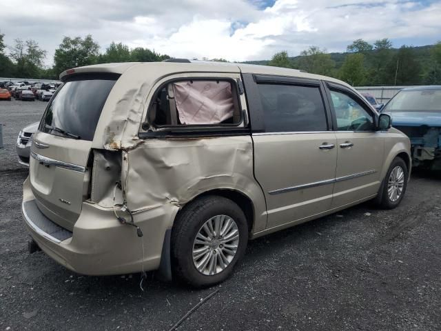 2012 Chrysler Town & Country Limited