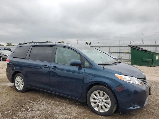 2012 Toyota Sienna LE