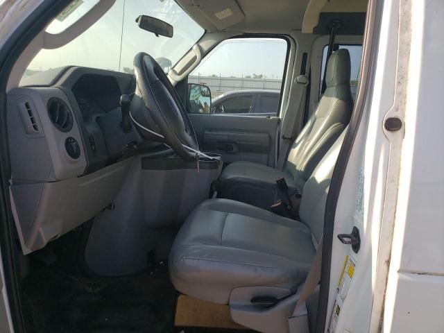 2011 Ford Econoline E350 Super Duty Van