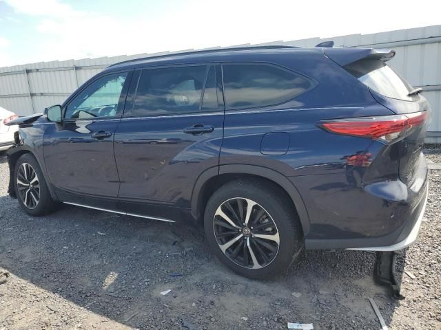 2021 Toyota Highlander XSE