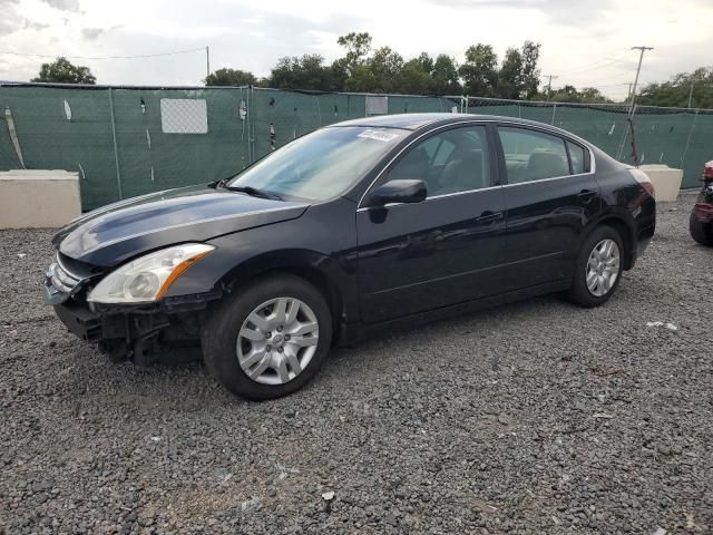 2010 Nissan Altima Base