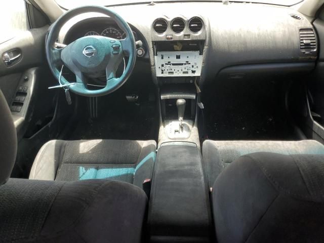 2010 Nissan Altima Base