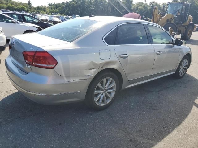 2012 Volkswagen Passat SEL